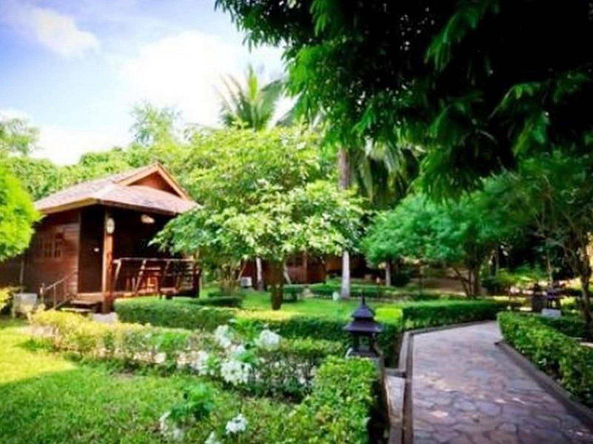 Aurora Resort Kanchanaburi Ngoại thất bức ảnh