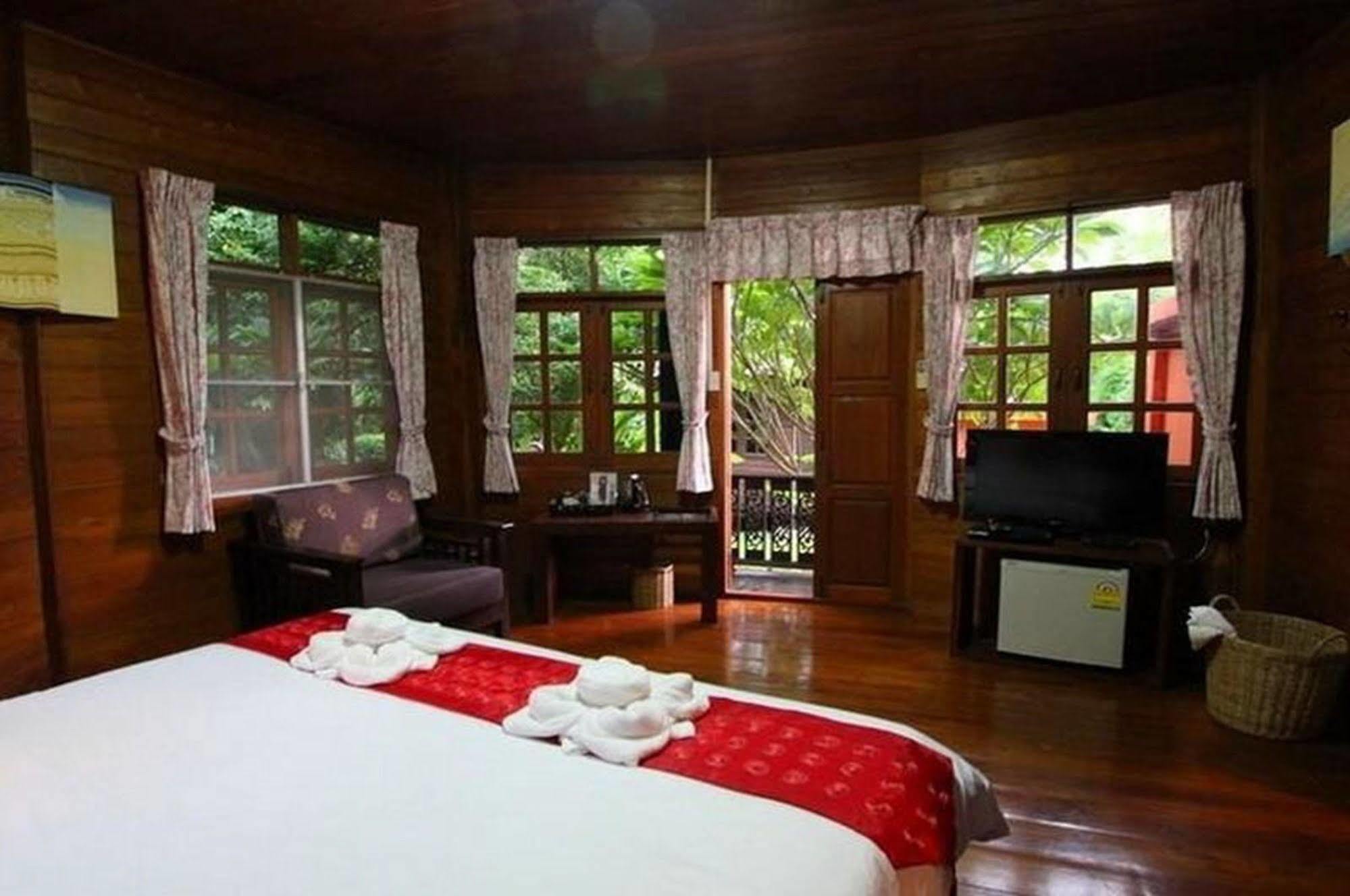Aurora Resort Kanchanaburi Ngoại thất bức ảnh