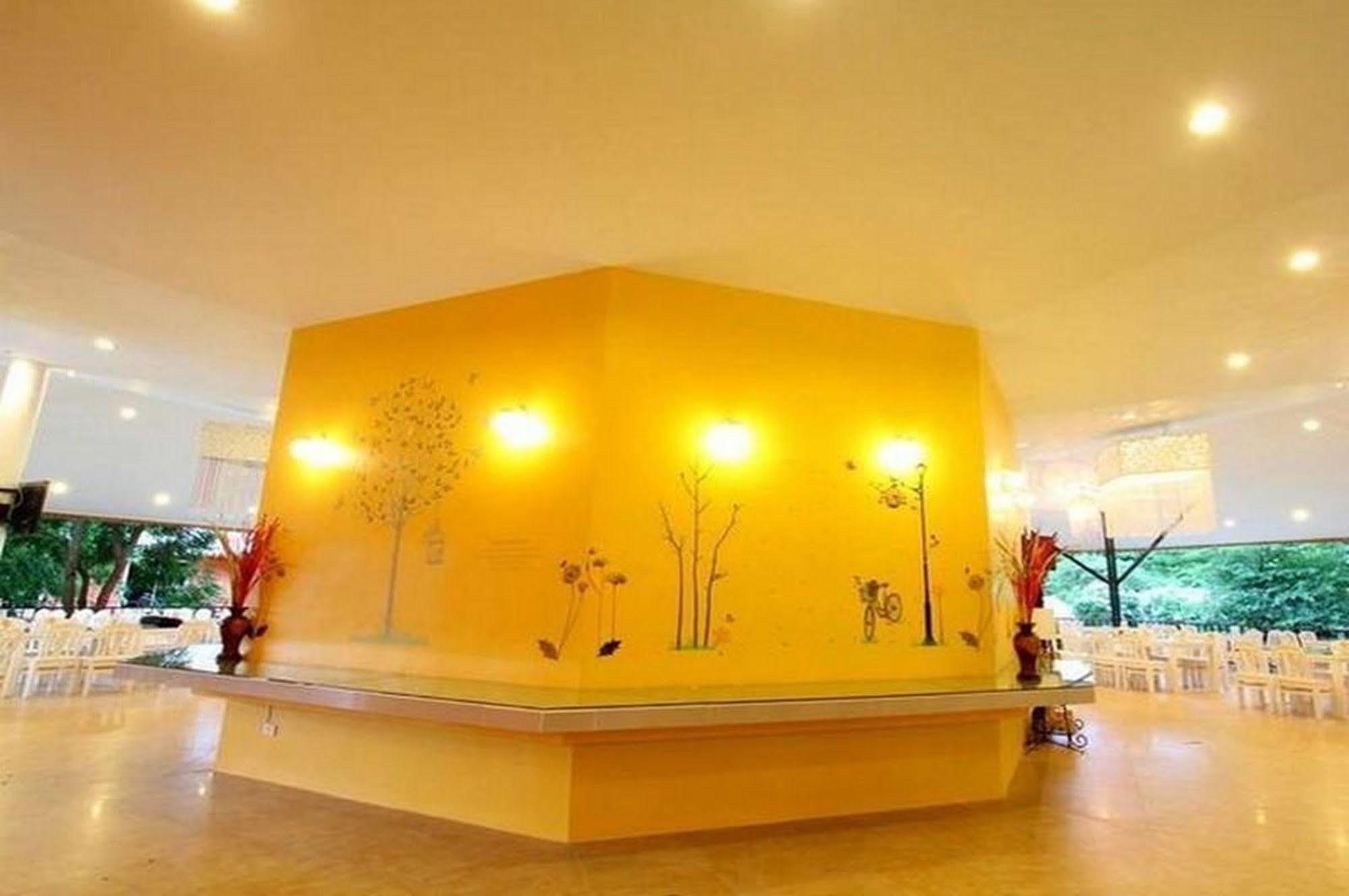 Aurora Resort Kanchanaburi Ngoại thất bức ảnh